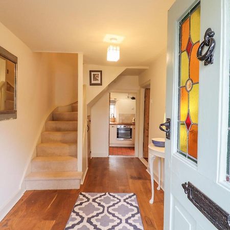 Wayside Cottage Bedford Exterior photo